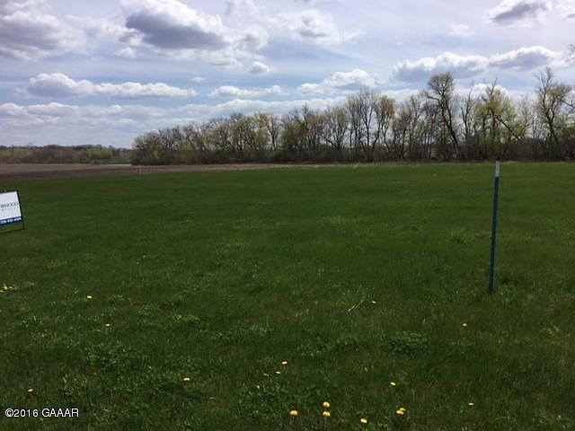 2nd image of 530 Prairie Ln
