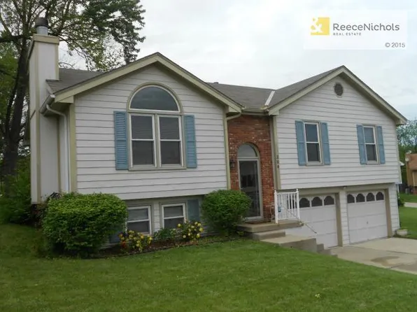 204 NE 80th St, Kansas City, MO 64118