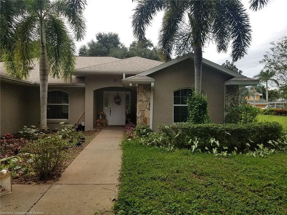 1st image of 3 Meadowlake Cir S