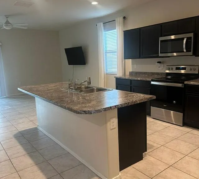 11542 E Wallflower Ln — Photo 2
