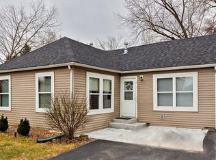 13 Matts Rd, Fox Lake, IL 60020