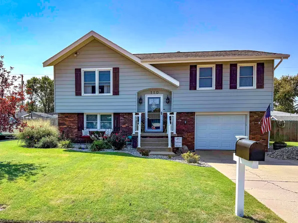 110 W 37th St, Hays, KS 67601