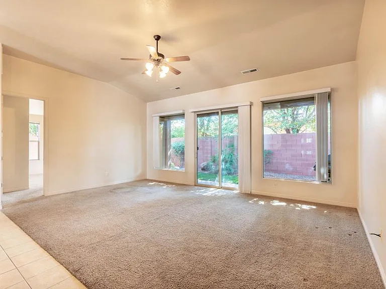 253 S 260 W — Photo 11