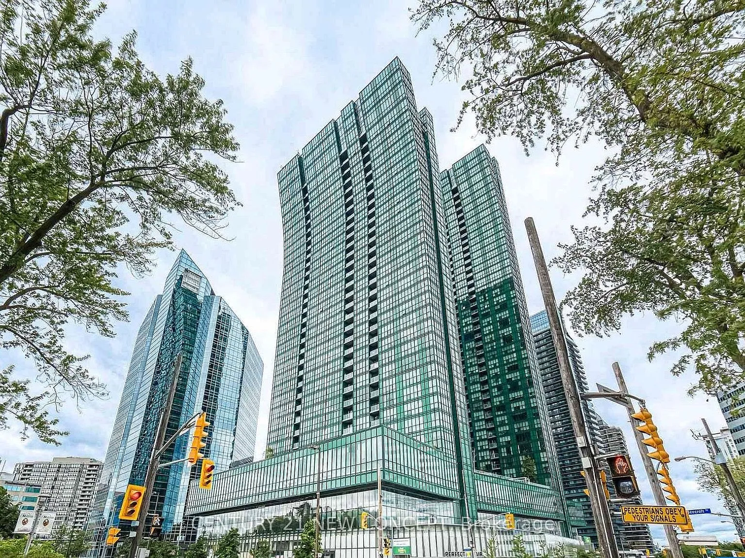 2 bed, $2,550 — Photo 2