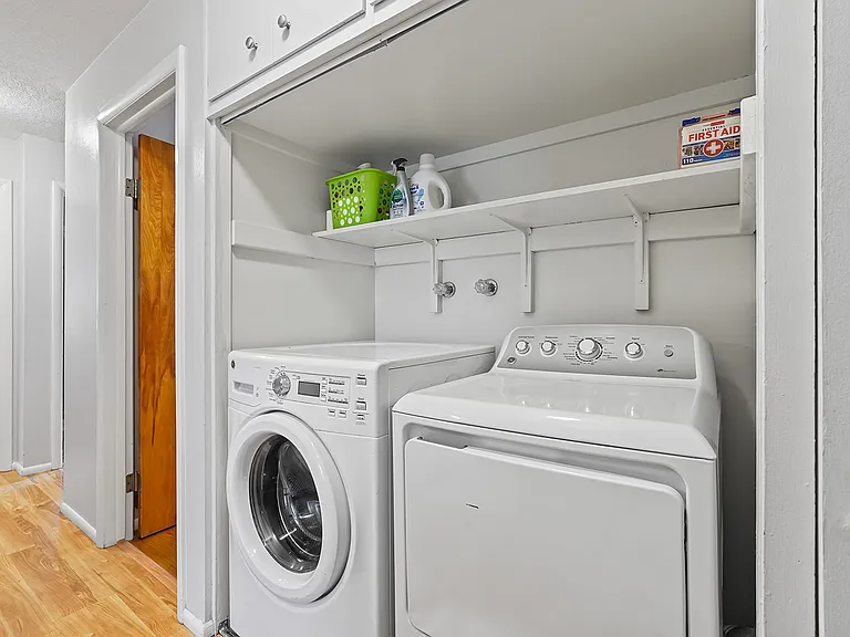 7001 W Northview St — Photo 15