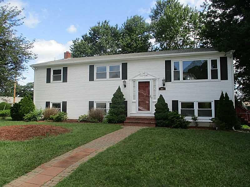 1st image of 45 Bayberry Dr