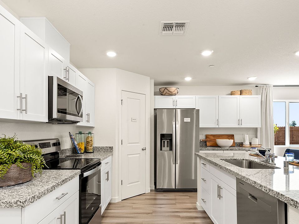2191 Pioneer Dr, Yuba City, CA 95993 | Zillow