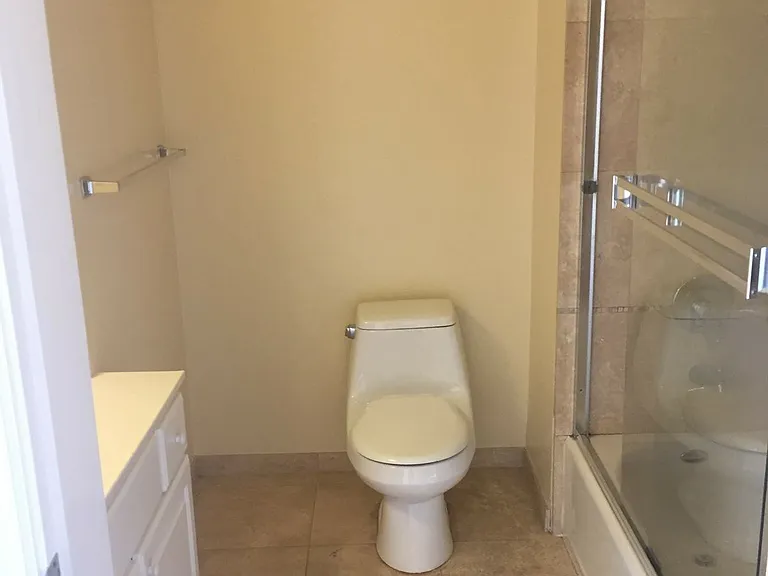 1702 Washington St #104 — Photo 10