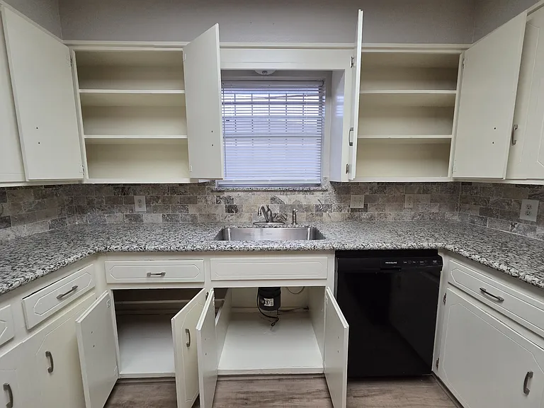 807 Hudler St — Photo 22