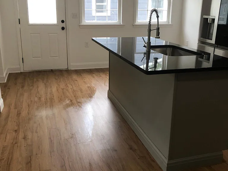 107 Crane Ave — Photo 44