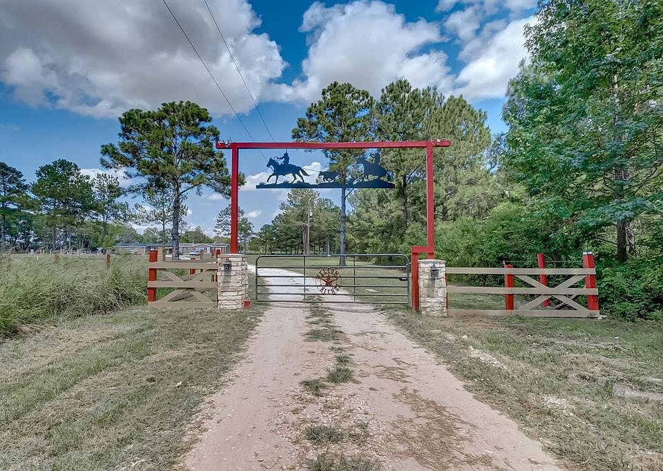 1st image of 635 County Road 601