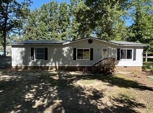 283 Lynch Point Rd, Macon, NC 27551