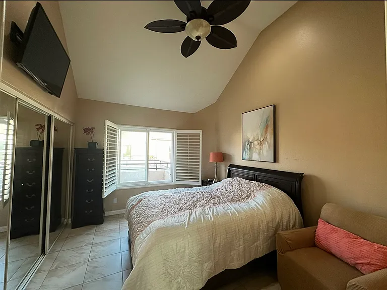 1200 Pacific Coast Hwy #415 — Photo 34