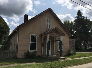 13 S Sycamore St, Jamestown, OH 45335