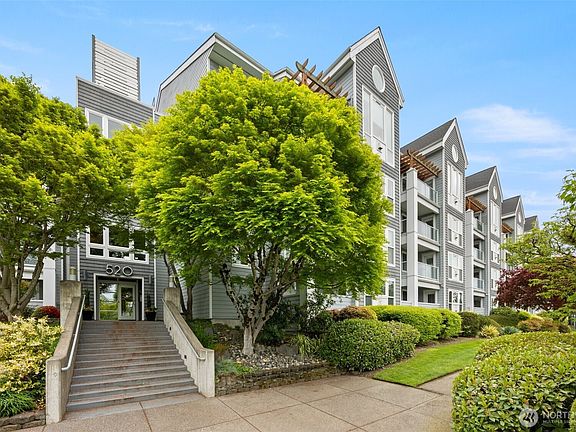 2nd image of 520 SE Columbia River Drive #134