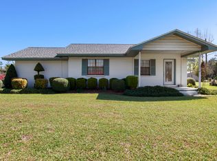 17595 NE Pear St, Blountstown, FL 32424