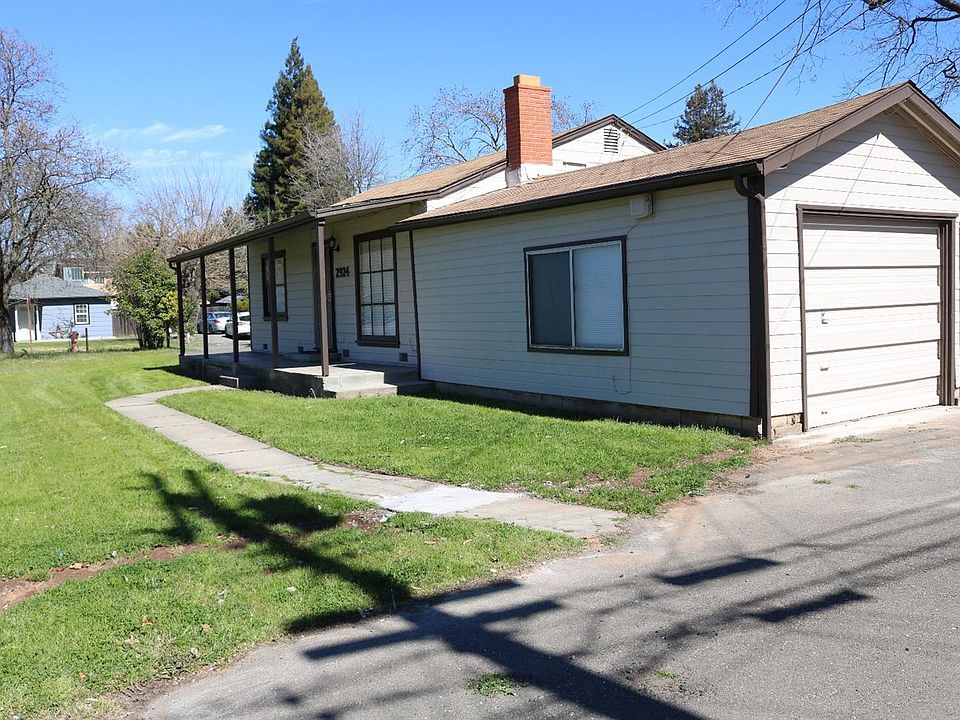 1st image of 2924 Walnut Ave
