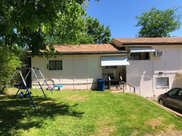 606 SW 9th St, Wilburton, OK 74578