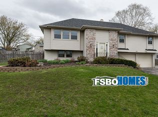 3814 Tanglefoot Ter, Bettendorf, IA 52722