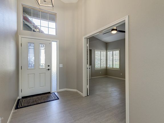 5th image of 10625 E Arrowvale Dr