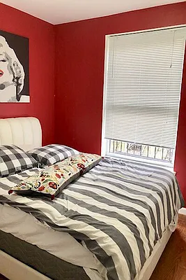 Rented by NYLA Realty | media 15