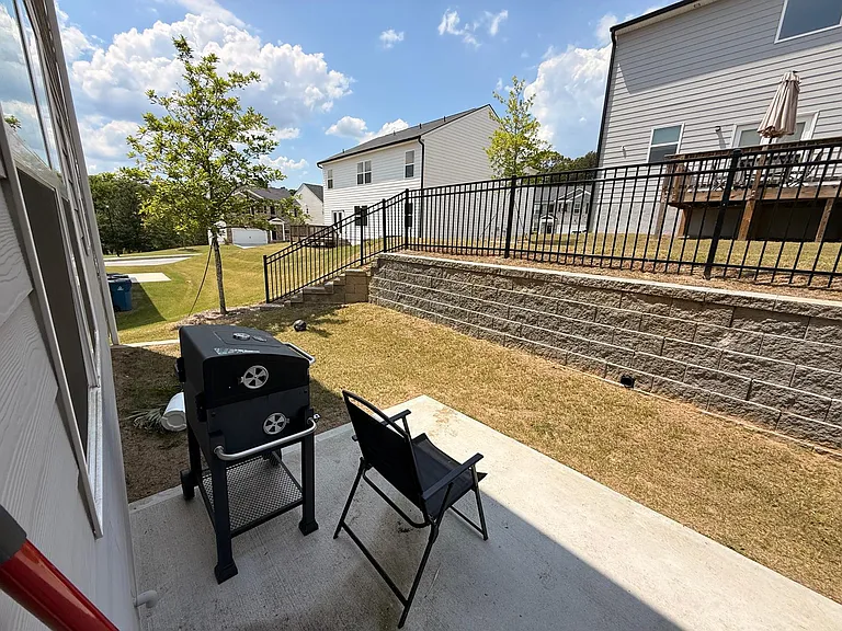 1435 Village Brook Dr — Photo 9
