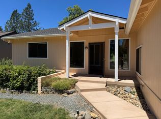 18854 Chickadee Ct, Penn Valley, CA 95946
