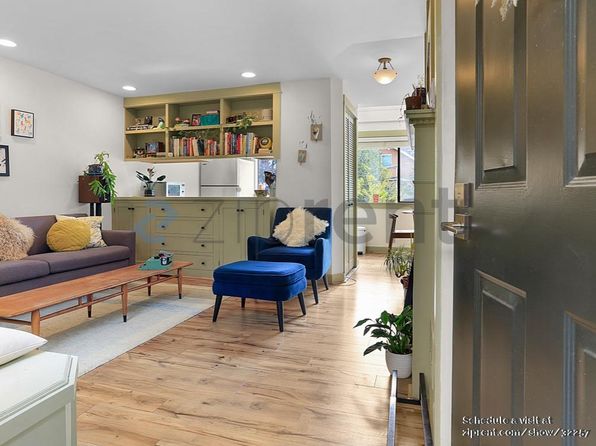 202 25th Ave E APT B