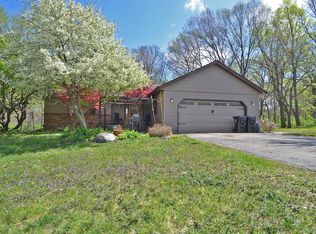 2708 E 1959th Rd, Ottawa, IL 61350