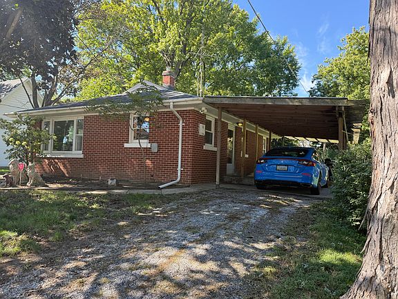2nd image of 106 S Adams St