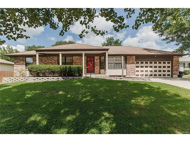 10427 Freedom Ct photo 1