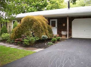 4392 Cream Ridge Rd, Macedon, NY 14502