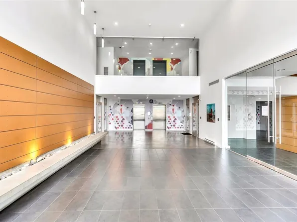 256 E 2nd Ave #206, Vancouver, BC V5T 0A7