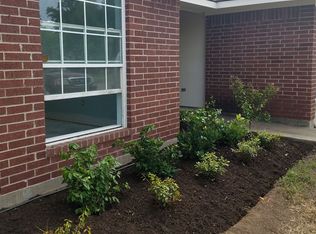 3815 Meadow View Dr, College Station, TX 77845