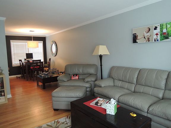 2nd image of 1011 N Harlem Ave APT B