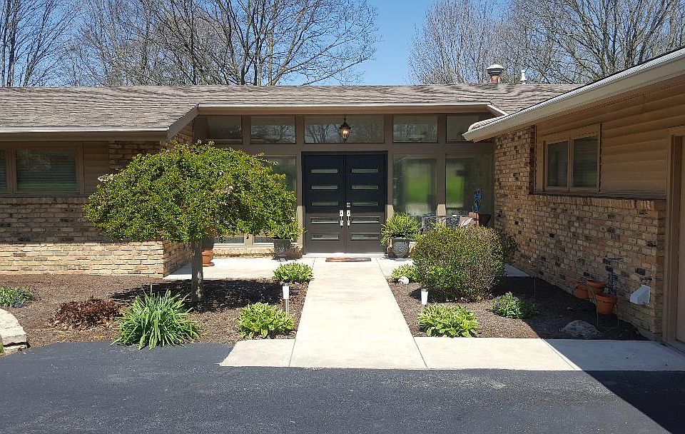 1st image of 861 Lincolnshire Dr