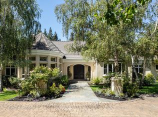 13975 La Paloma Rd, Los Altos Hills, CA 94022
