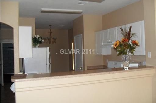3rd image of 8843 Tomnitz Ave