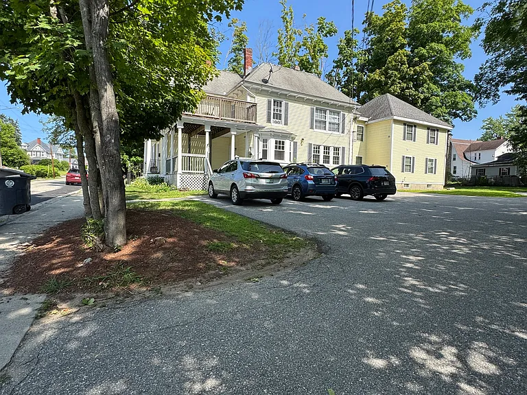 37 Courtland St #C — Photo 33