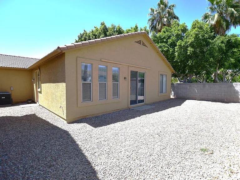 5310 E Harmony Ave — Photo 21