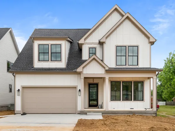 2806A Meadow Rose Dr, Nashville, TN 37206