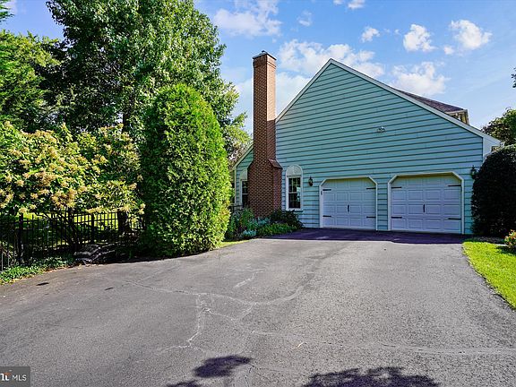 4th image of 17574 Deavers Ct
