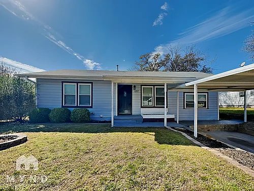1207 Grace St Photo 1