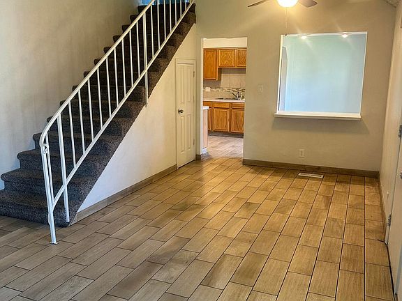 4th image of 2247 Oppio St