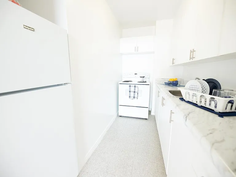 2360 Dundas St W #2350 — Photo 69