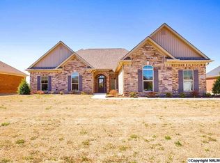 103 Allen Cove Dr, Meridianville, AL 35759