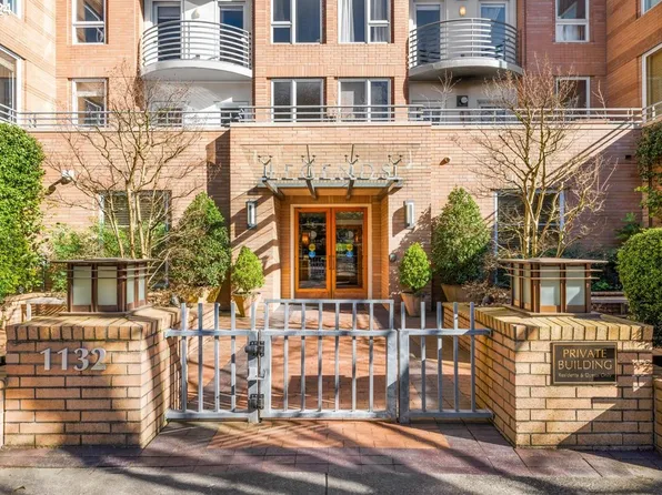 1132 SW 19th Ave Unit 211, Portland, OR 97205