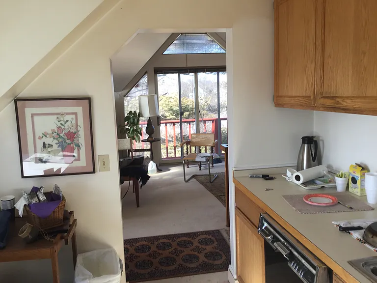 12 Hammond St — Photo 8