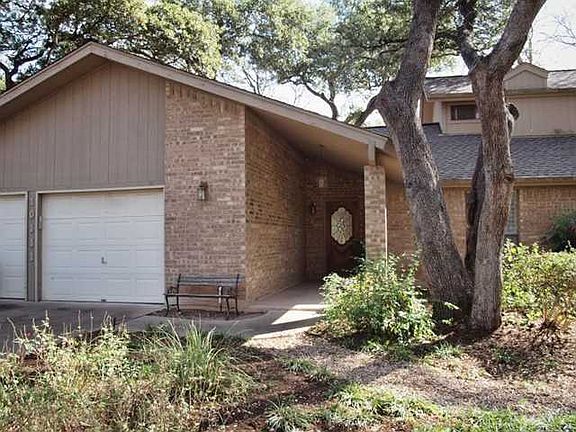 2nd image of 10111 Hidden Meadow Dr