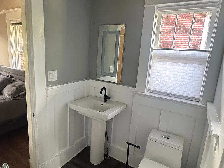 922 N Highland Ave NE #A — Photo 21